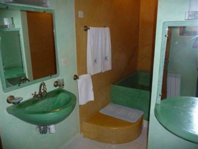 фото отеля Auberge Le Maquis