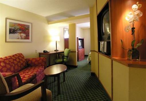 фото отеля Fairfield Inn & Suites Williamsburg