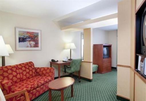 фото отеля Fairfield Inn & Suites Williamsburg