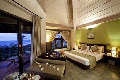 фото отеля Tropicana Beach Resort & Spa