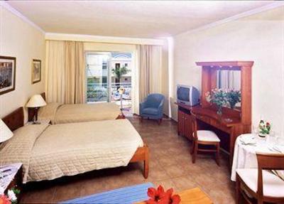 фото отеля Pelagos Suites Hotel