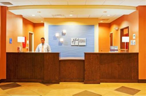 фото отеля Holiday Inn Express Hotel & Suites Fort Lauderdale Airport South