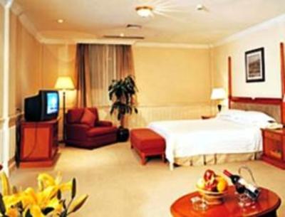 фото отеля ST-Tropez Hotel