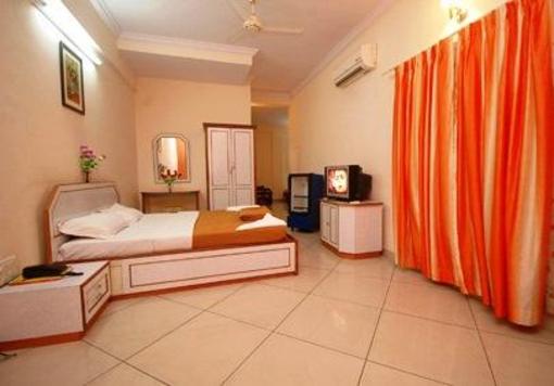 фото отеля Woodside Hotel Mangalore