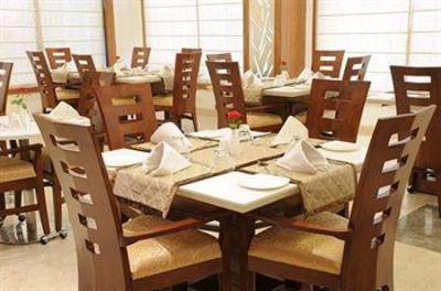фото отеля K Hotel Faridabad