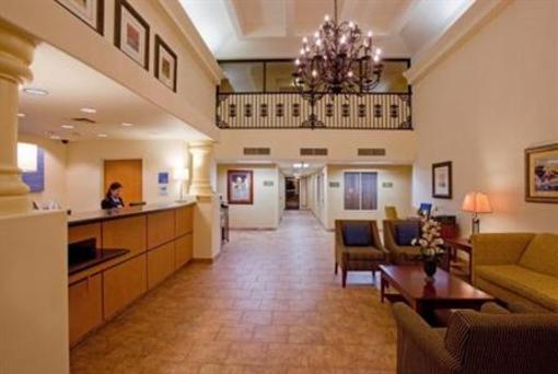 фото отеля Holiday Inn Express Temecula