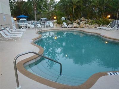 фото отеля Holiday Inn Express Bonita Springs