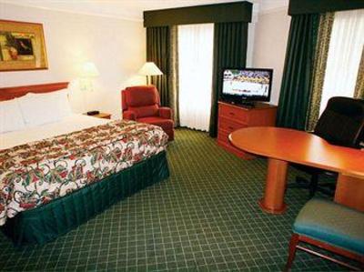 фото отеля La Quinta Inn & Suites Raleigh Durham Intl AP