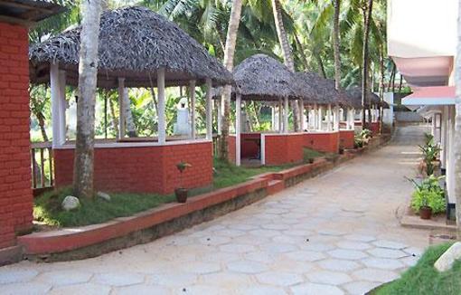 фото отеля Panchavadi Beach Resort