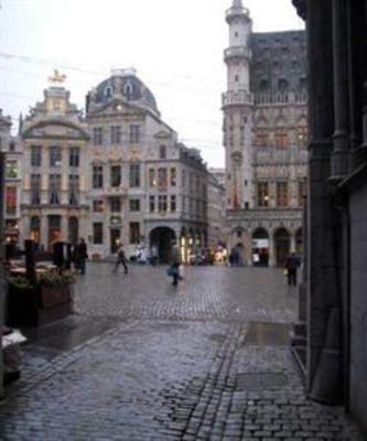 фото отеля Hostel Grand Place