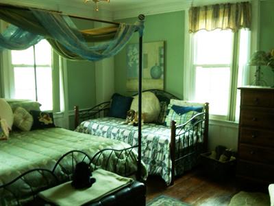 фото отеля Brookside Inn at Laurens Bed and Breakfast