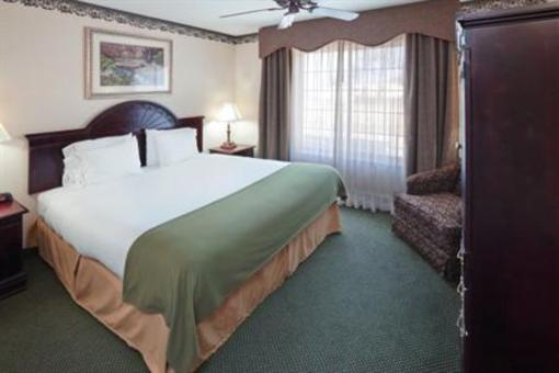 фото отеля Holiday Inn Express Gainesville
