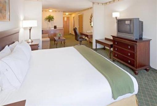 фото отеля Holiday Inn Express Hotel & Suites Pharr