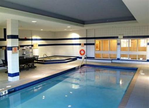 фото отеля Holiday Inn Express & Suites Milton