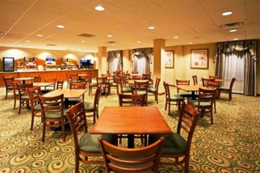 фото отеля Holiday Inn Express Hotel & Suites West Mifflin