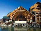 фото отеля Hope Lake Lodge & Indoor Waterpark