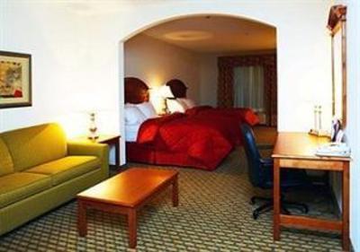 фото отеля Comfort Inn & Suites Norman