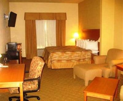 фото отеля Baymont Inn & Suites Pearsall