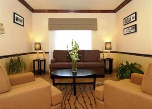 фото отеля Sleep Inn & Suites Gonzales (Texas)