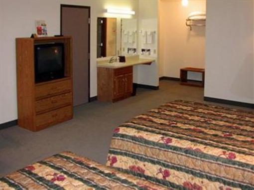 фото отеля Super 8 Motel Hot Springs (South Dakota)