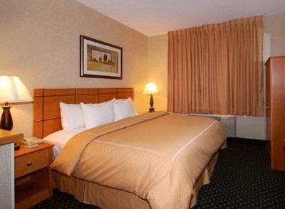 фото отеля Comfort Suites Peoria (Illinois)
