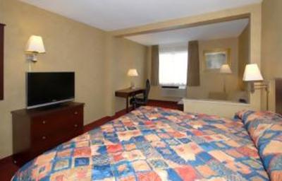 фото отеля Best Western Airport Plaza Inn & Conference Center