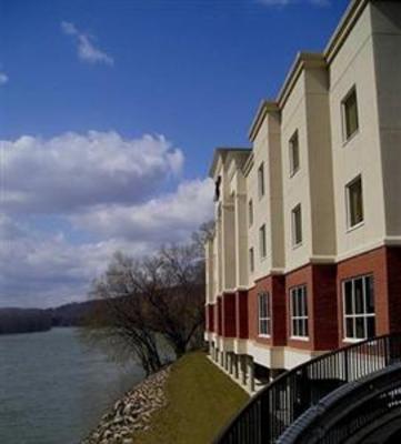 фото отеля Hampton Inn Owego