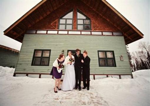 фото отеля Elk Lake Eco Resource Centre