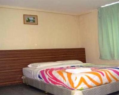 фото отеля Iskandar Sinsuran Homestay