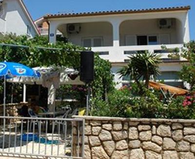 фото отеля Apartmani Dvorski
