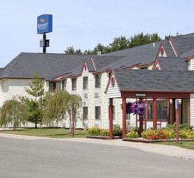 фото отеля Baymont Inn & Suites Gaylord