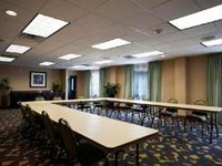 Holiday Inn Express Hotel & Suites Tullahoma East