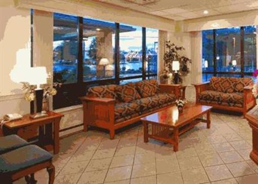 фото отеля Comfort Inn & Suites Airport Dulles-Gateway