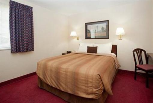 фото отеля Candlewood Suites Denver - Lakewood
