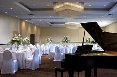 фото отеля Sheraton Vancouver Guildford Hotel