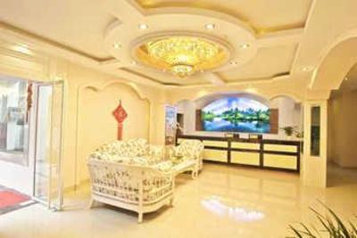 фото отеля Yangshuo West Street Holiday Inn