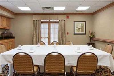 фото отеля Homewood Suites Lafayette