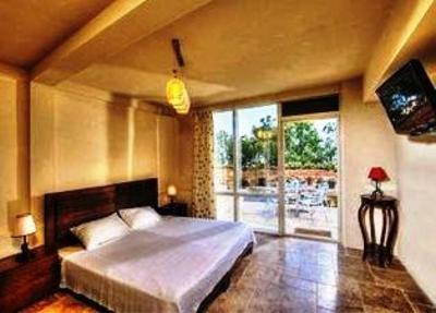 фото отеля Almond Blooms Guest House