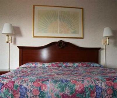 фото отеля John Milton Inn