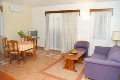 фото отеля Apartments Ruzmarin