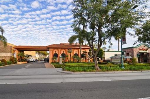 фото отеля Best Western Plus Anaheim Inn
