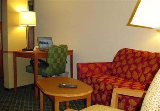 фото отеля Fairfield Inn & Suites Sacramento Airport Natomas
