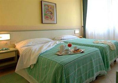 фото отеля Hotel Mistral Milan