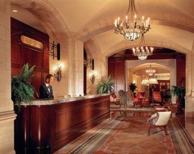 фото отеля The Fairmont Hotel Macdonald