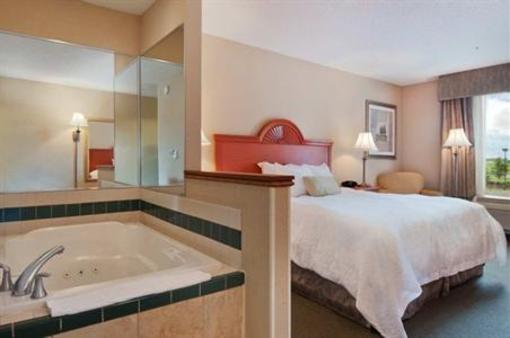 фото отеля Hampton Inn Heath-Newark