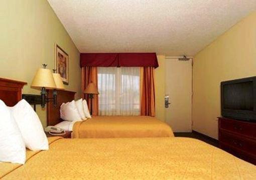 фото отеля Quality Inn & Suites Orlando