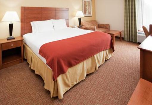 фото отеля Holiday Inn Express Raleigh-Durham Airport