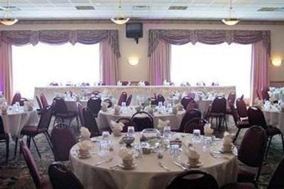 фото отеля Plaza Hotel and Suites Eau Claire