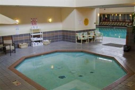 фото отеля Plaza Hotel and Suites Eau Claire