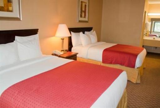 фото отеля Plaza Hotel and Suites Eau Claire